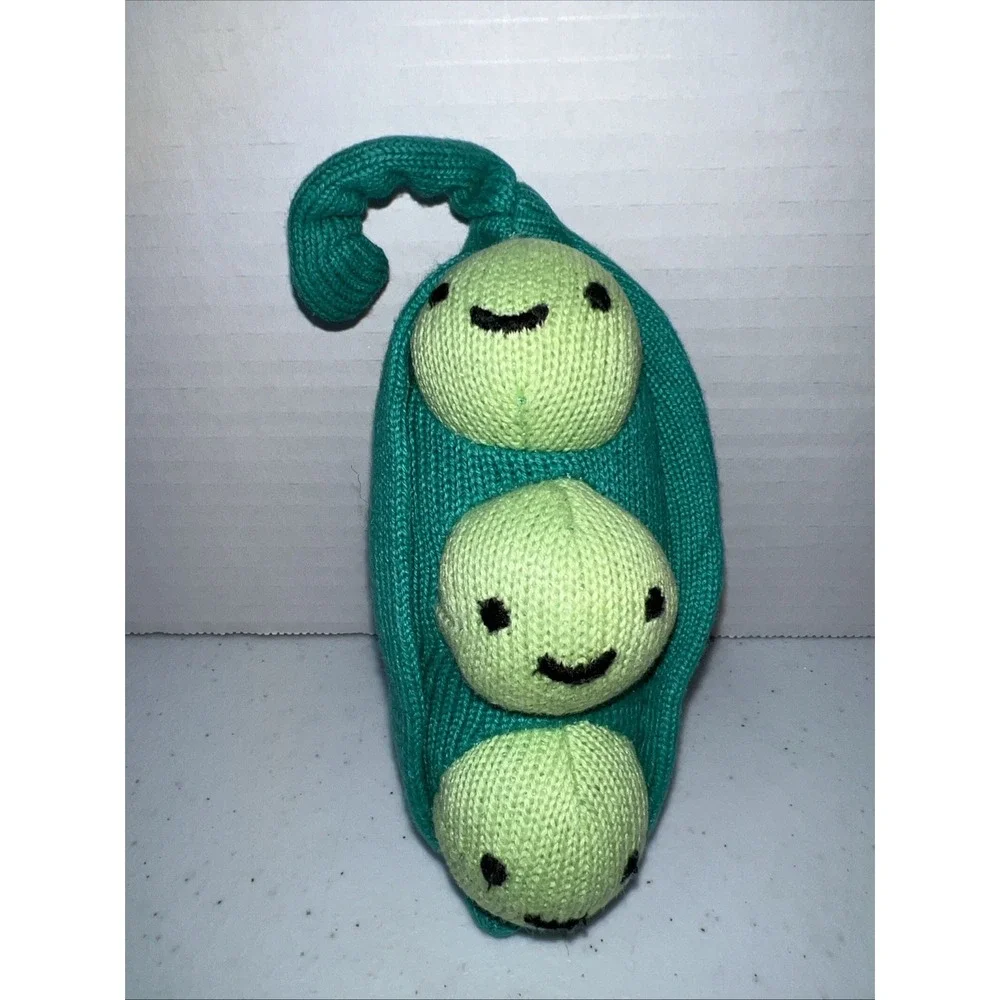 Gymboree Peas In A Pod Knit Baby Rattle Lovey Toy 2016 Plush Stuffed Toy 6